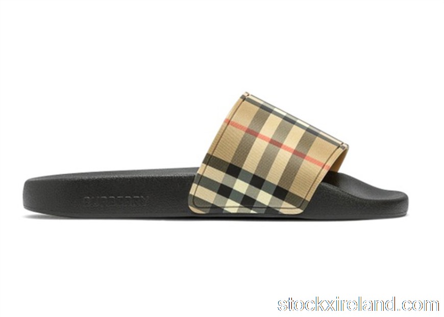 IE Burberry Embossed Logo Slides Archive Beige 80239651