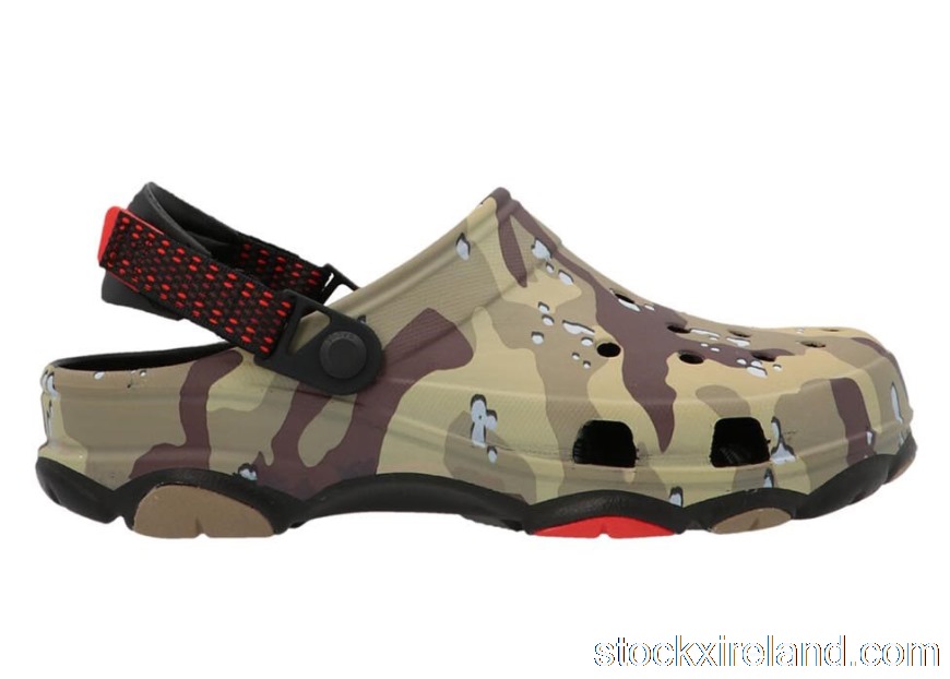 IE Crocs Classic All-Terrain Clog Desert Camo Tan