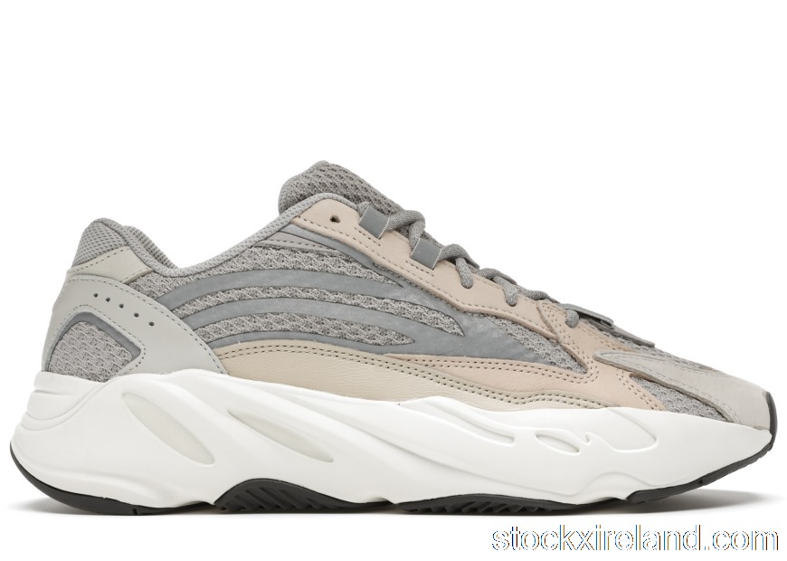 IE adidas Yeezy Boost 700 V2 Cream GY7924