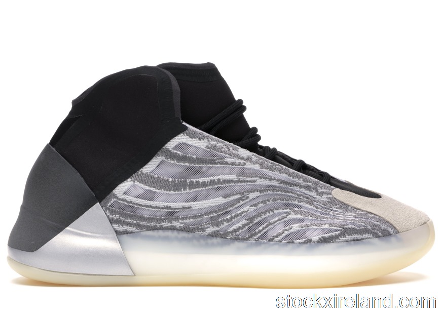 IE adidas Yeezy QNTM (Lifestyle Model) Q46473